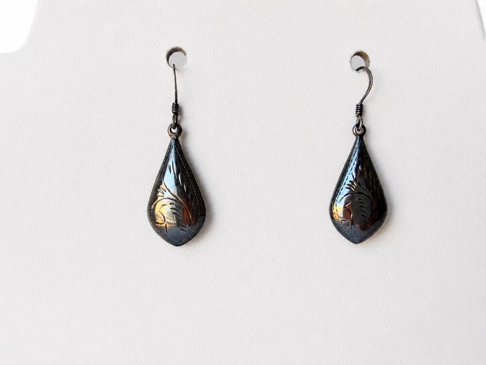 Sterling Silver 925 Engraved Teardrop Dangle Earrings 925 MEX Vintage